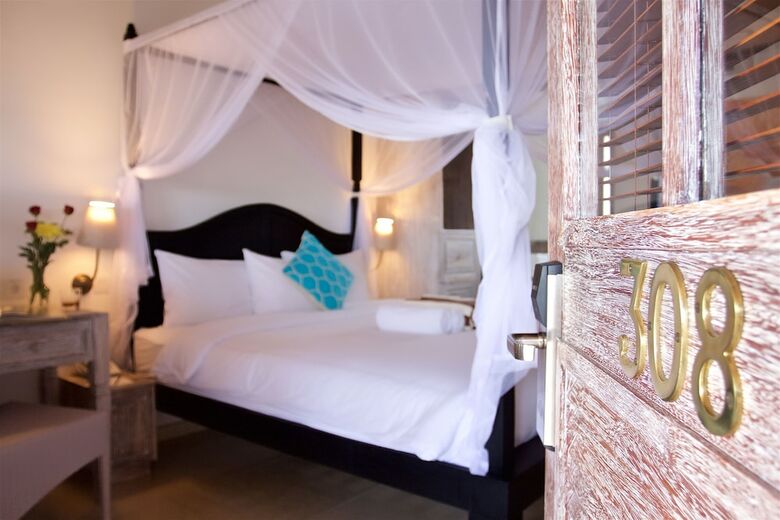 Hotel Ok Divers Resort & Spa