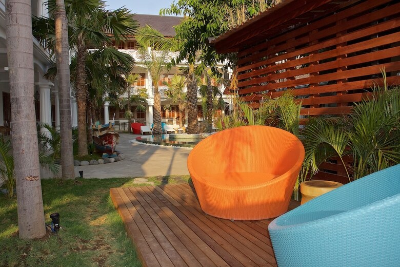 Hotel Ok Divers Resort & Spa