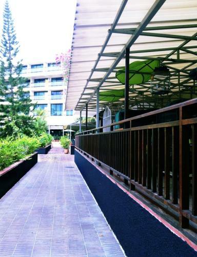 Hotel Batam View Beach Resort