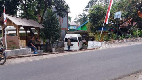 Budhis Home