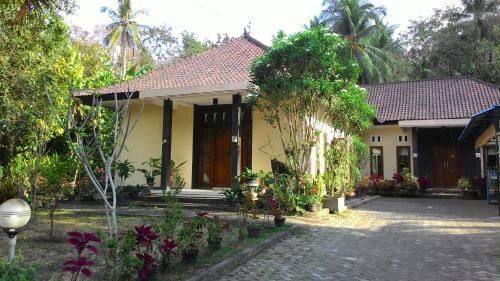 Shalom Homestay