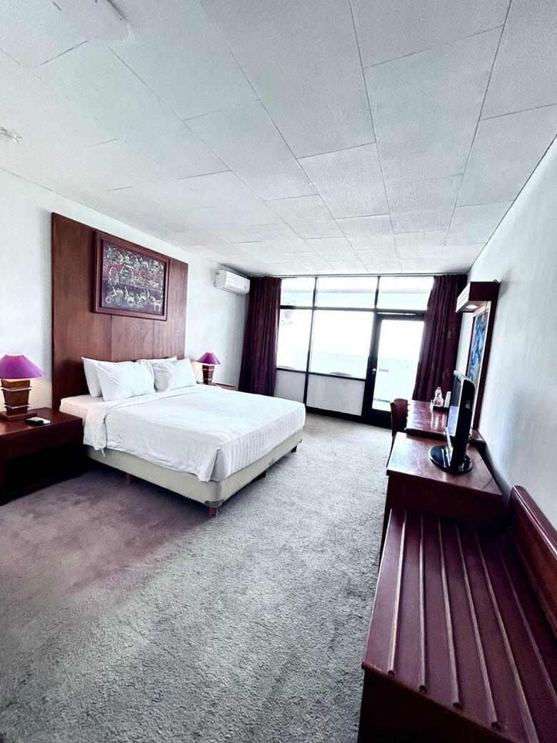 Inna Samudra Beach Hotel