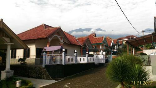 Villa Pelangi