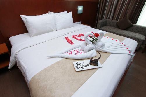 Grand Hatika Hotel