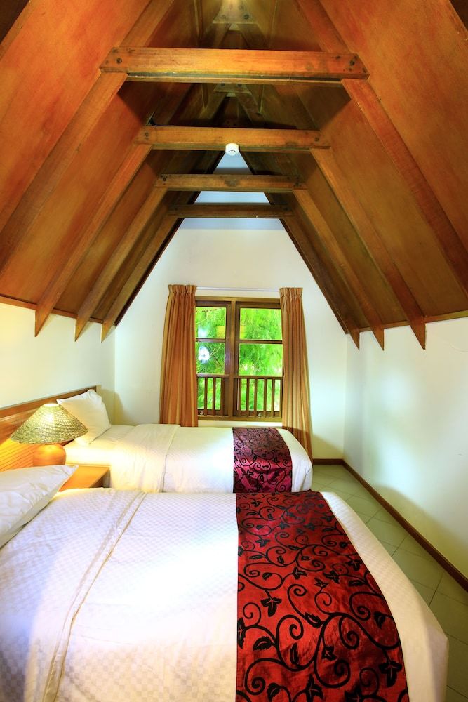 Tanjung Lesung Beach Hotel