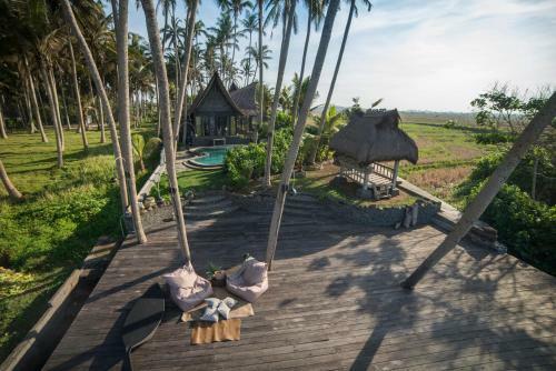 Beachfront Villa Romantic