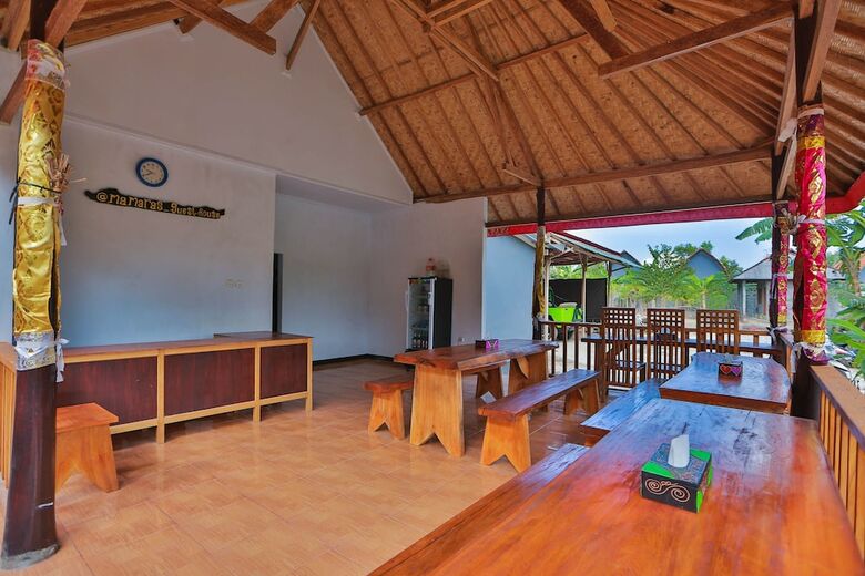 Hostal Mamaras Guest House