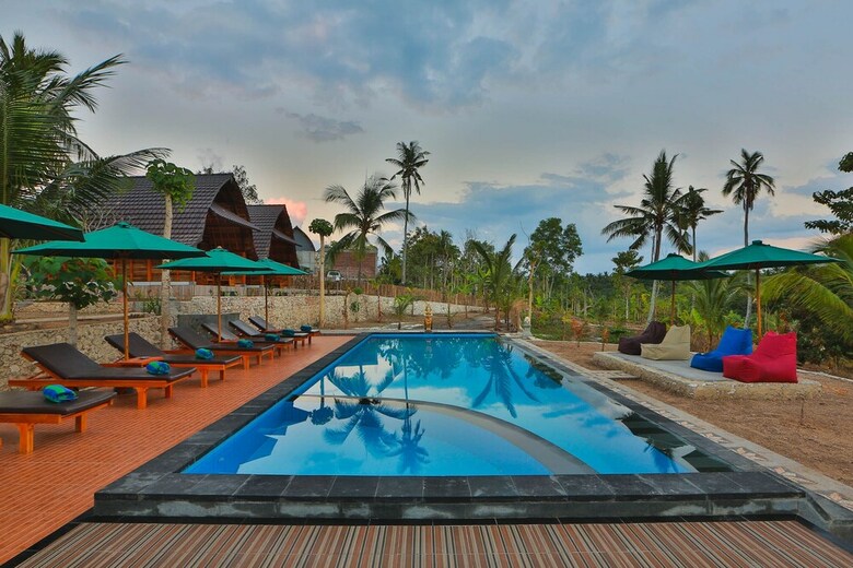 Hostal Mamaras Guest House