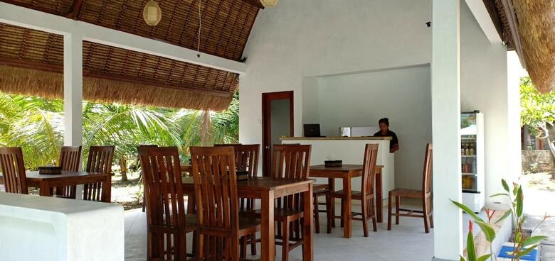 Hostal Bale Lumbung Bungalows