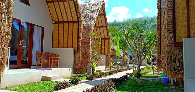 Hostal Bale Lumbung Bungalows