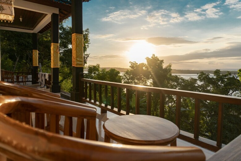 Hostal Prasi Sunset Bungalows