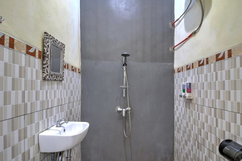 Hostal Ari La Casa