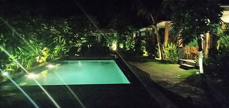 Hotel Singabu Bungalows