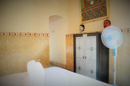 Hostal Agung Pring Homestay