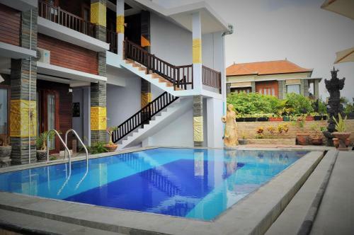 Hotel Pradana Beach Inn Luxury