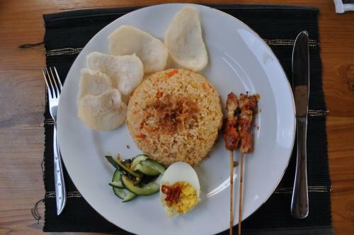 Hotel Pradana Beach Inn Luxury