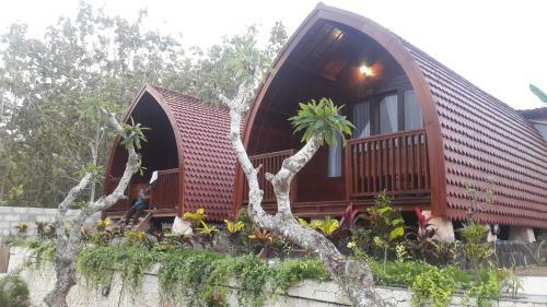 Hostal Bamboo Bungalows