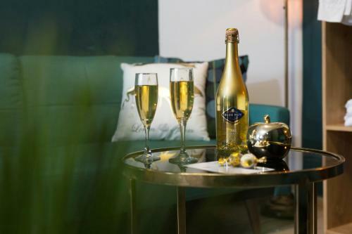 La Finca ? Luxury Suites Hotel ?