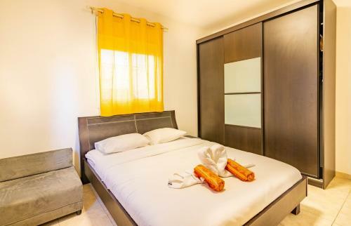 Vacation Rental Apartment With Sea View