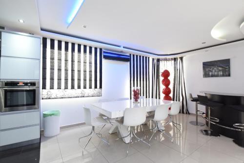Hostal Seven Mirrors
