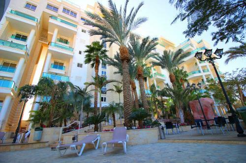 Sunset Apartment's Residence Du Golf