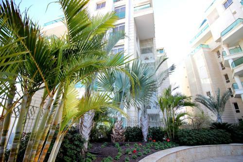 Sunset Apartment's Residence Du Golf