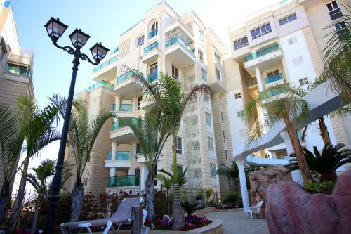 Sunset Apartment's Residence Du Golf