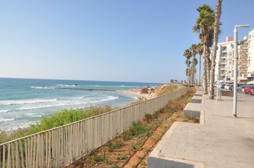 612 Apartment On The Beach