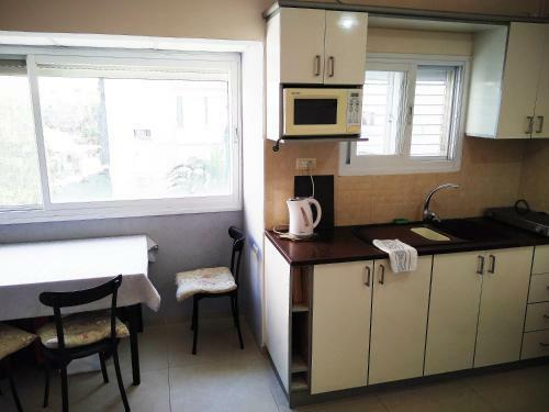 Apartments S&l Near The Rambam And The Sea