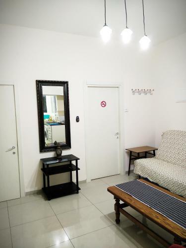 Apartments S&l Near The Rambam And The Sea