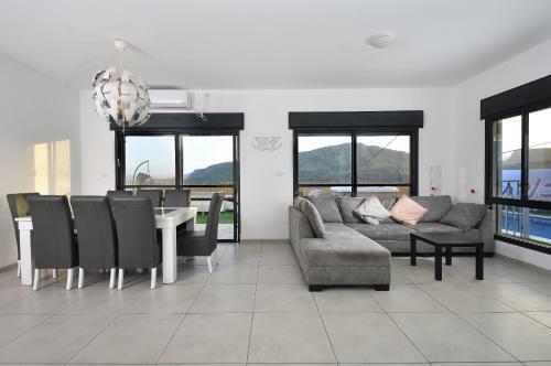 Or Kinneret Villa