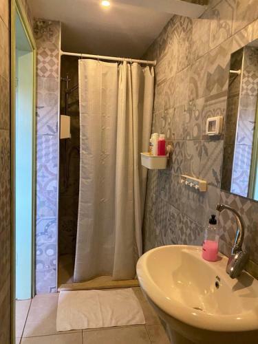 Hostal Al Bishara Guest House