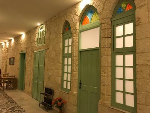Hostal Al Bishara Guest House