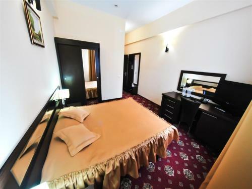 Hotel Magic Trivale