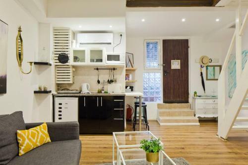 Beautiful Garden Apartments