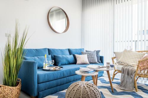 Yona Hanavi Apartment