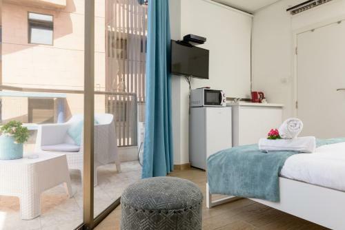 Studio Beach Apartments