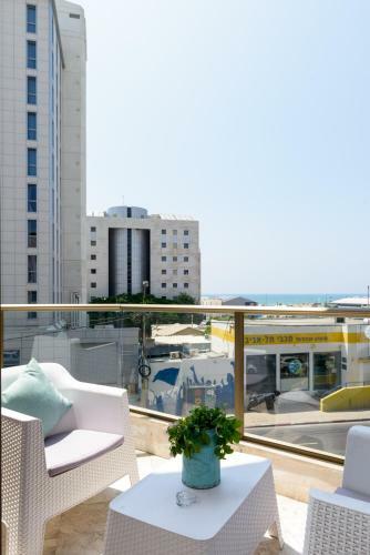 Studio Beach Apartments