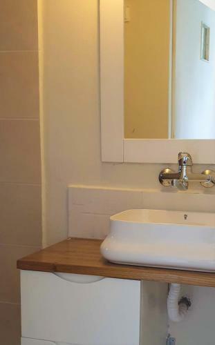 Neve Tzedek Sea Breeze Apartment