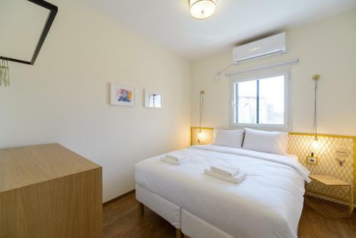 Luka 15 - By Beach Apartments Tlv