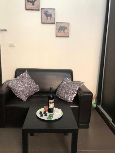 Nhe Rothschild Apartments
