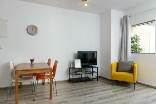 Apartamento Beachfront 52 By Tlv 2 Rent