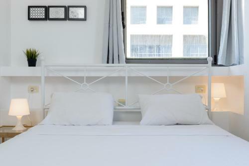 Apartamento Beachfront 52 By Tlv 2 Rent