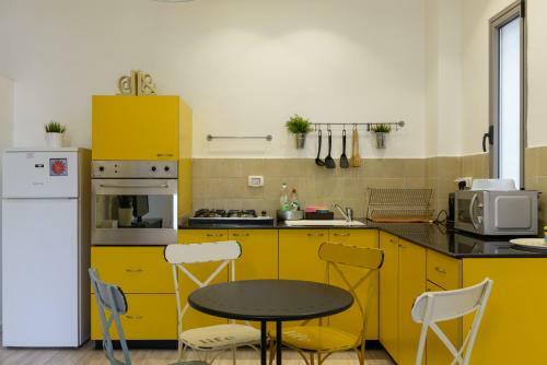 Apartamento Beachfront 52 By Tlv 2 Rent