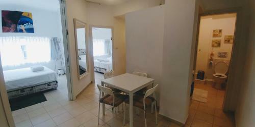 Begin19 Apartments & Hostel