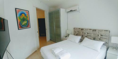 Begin19 Apartments & Hostel