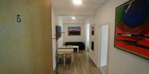 Begin19 Apartments & Hostel