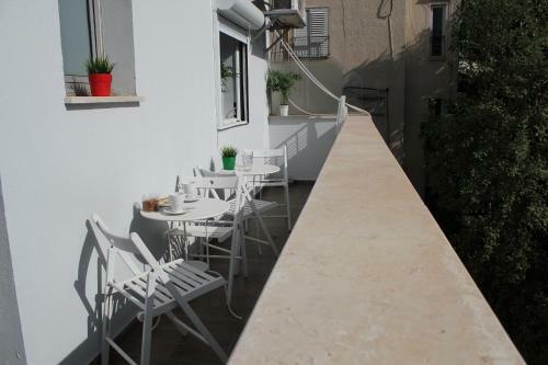 Apartamento Charming & Bright Clean With Balcony