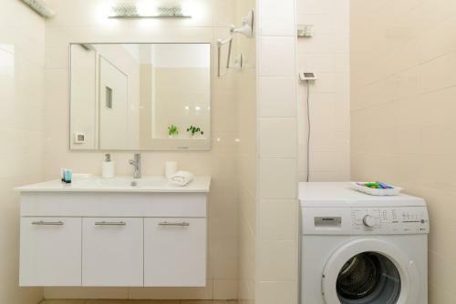 Beach Apartments Tlv - Exclusive