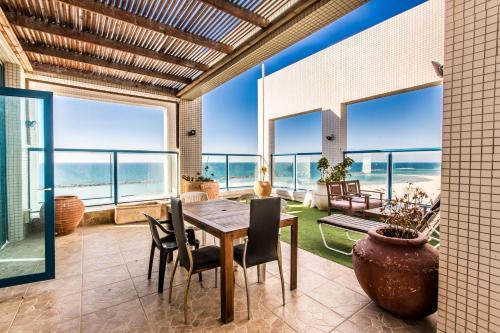 Apartamento M Sea Suites - By The Beach